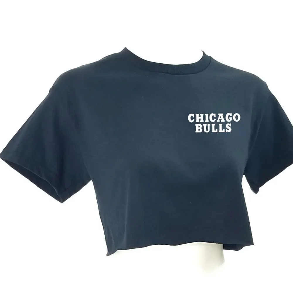 CHICAGO BULLS Classic Vintage Logo Black Cropped Crop Top Basketball Jersey Tee - Picture 2 of 6